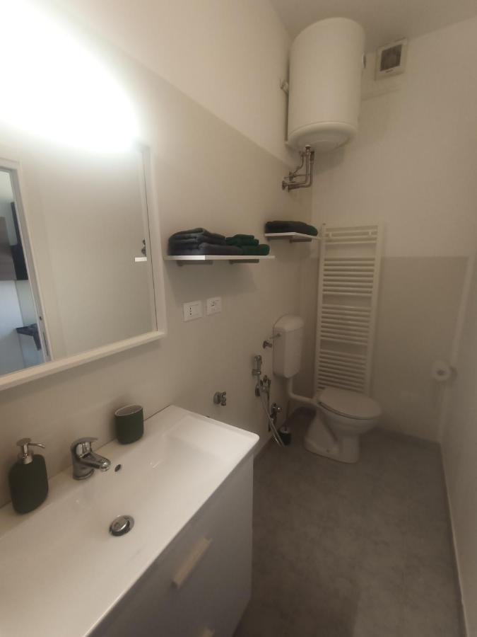 טורינו Tiny Bengasi Apartment מראה חיצוני תמונה